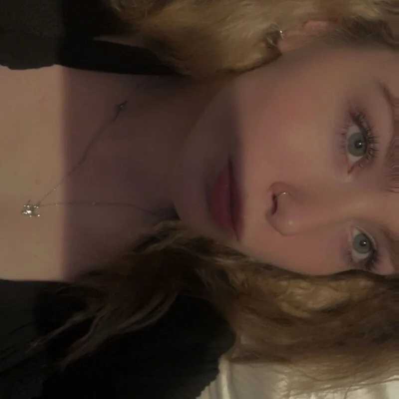 Serena_t — FansOnlyX creator profile