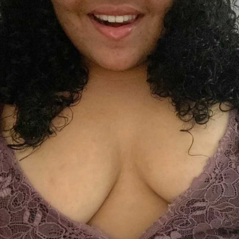 bellahott22 — FansOnlyX creator profile