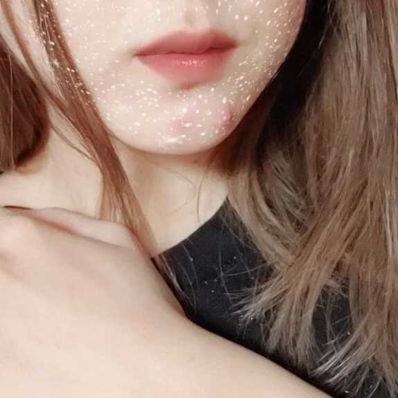 yura_tan — FansOnlyX creator profile