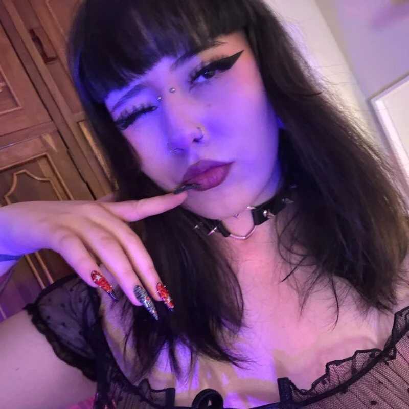 Anny_Kat — FansOnlyX creator profile