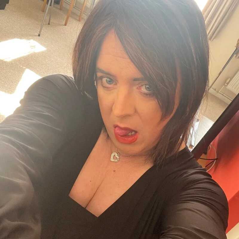 TiffanyD — FansOnlyX creator profile