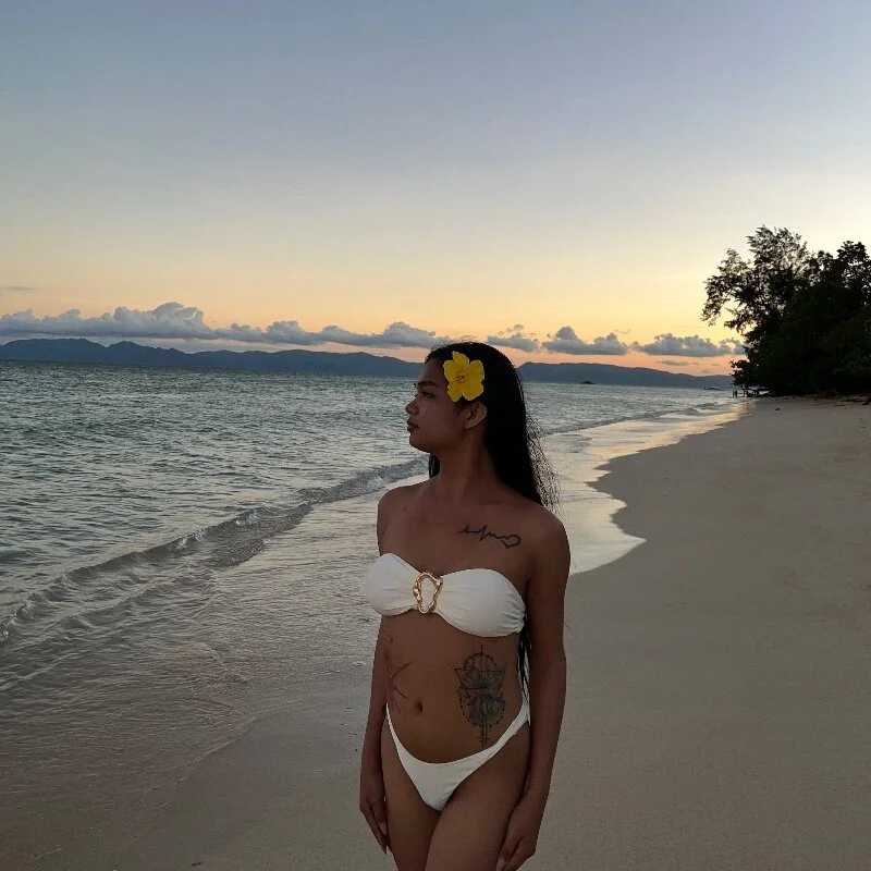 Naya_Hilton — FansOnlyX creator profile