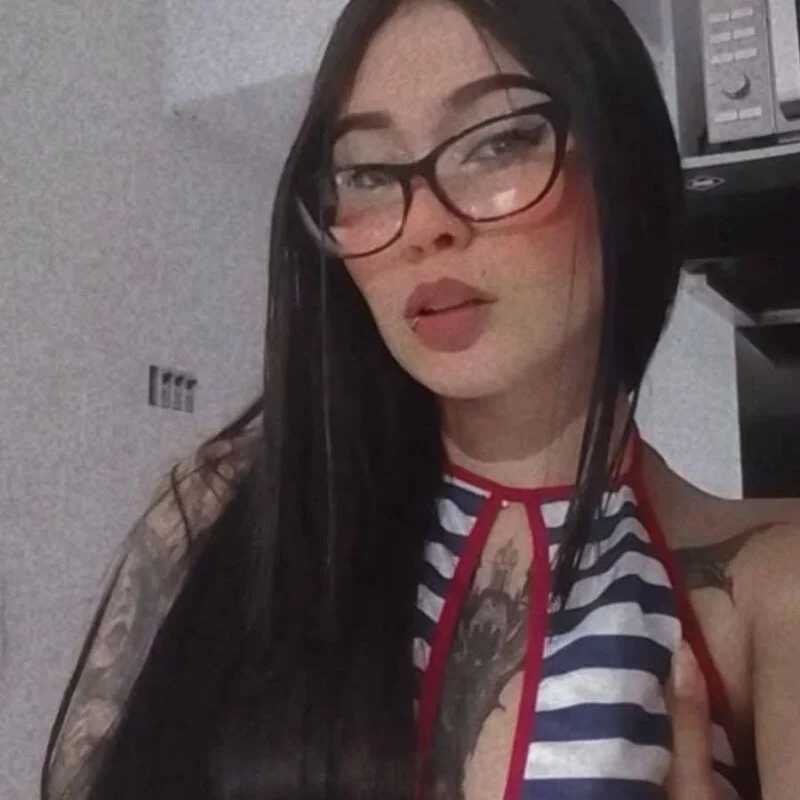 mia_baiker_ — FansOnlyX creator profile