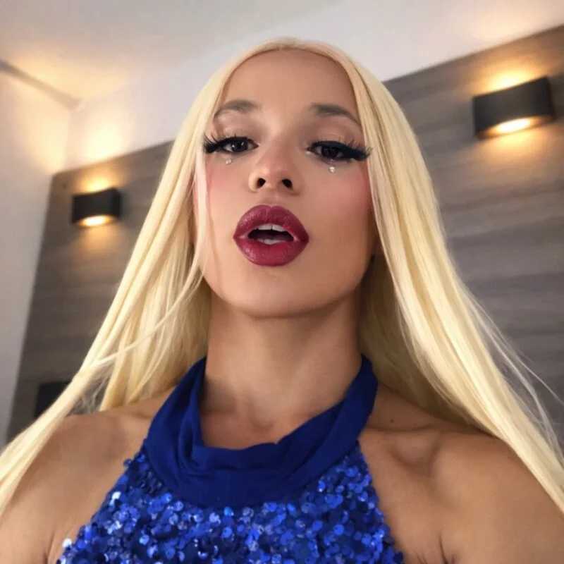 SashaNova — FansOnlyX creator profile