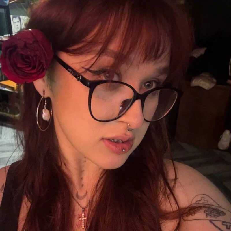 Lovelobotomy — FansOnlyX creator profile