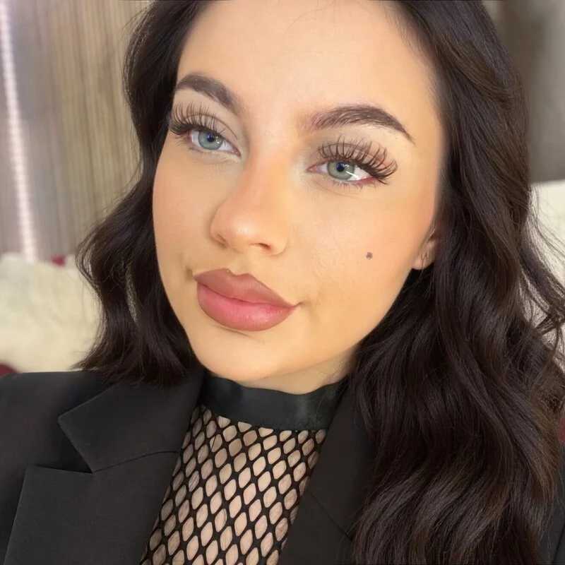 celia_chanel — FansOnlyX creator profile