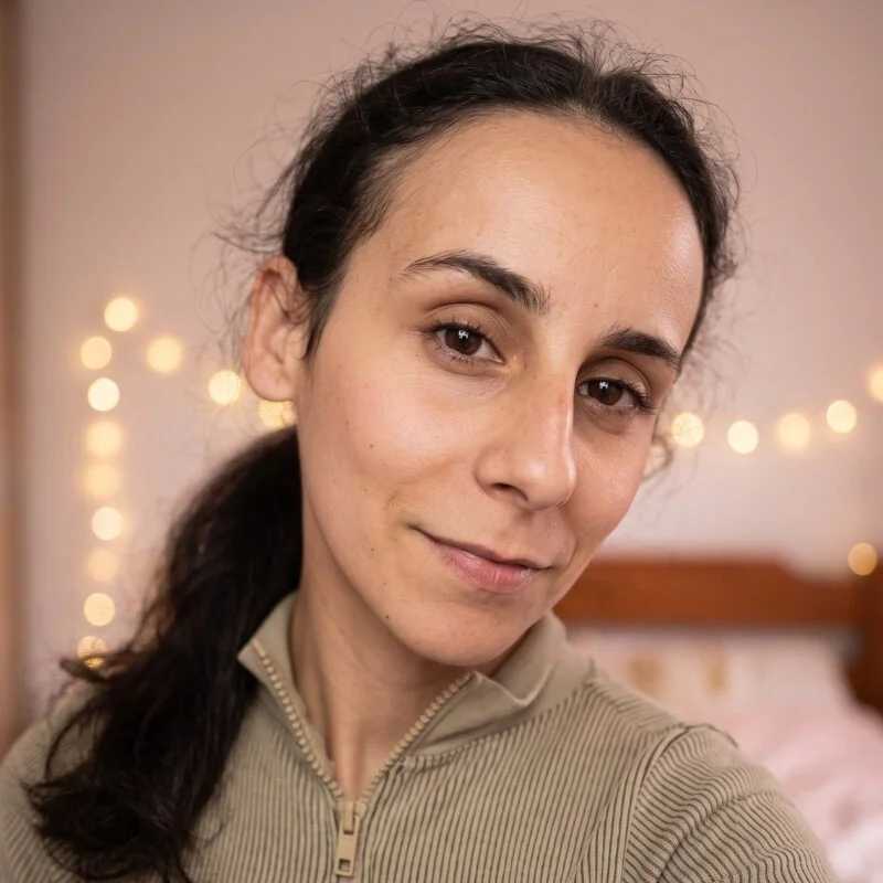 PetiteMiraXO — FansOnlyX creator profile