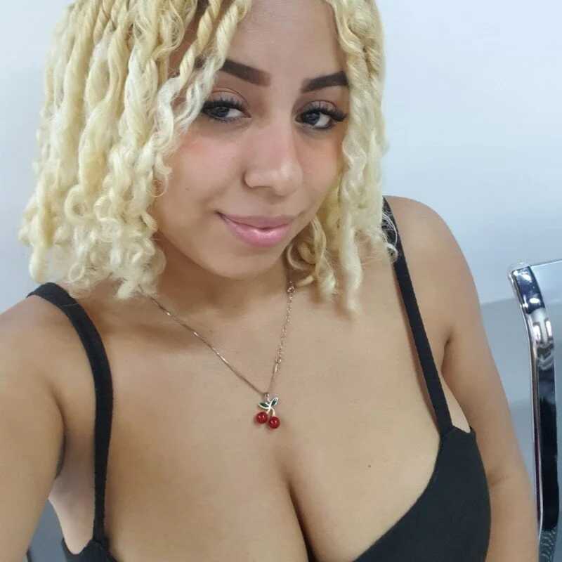 Lucy_White__ — FansOnlyX creator profile