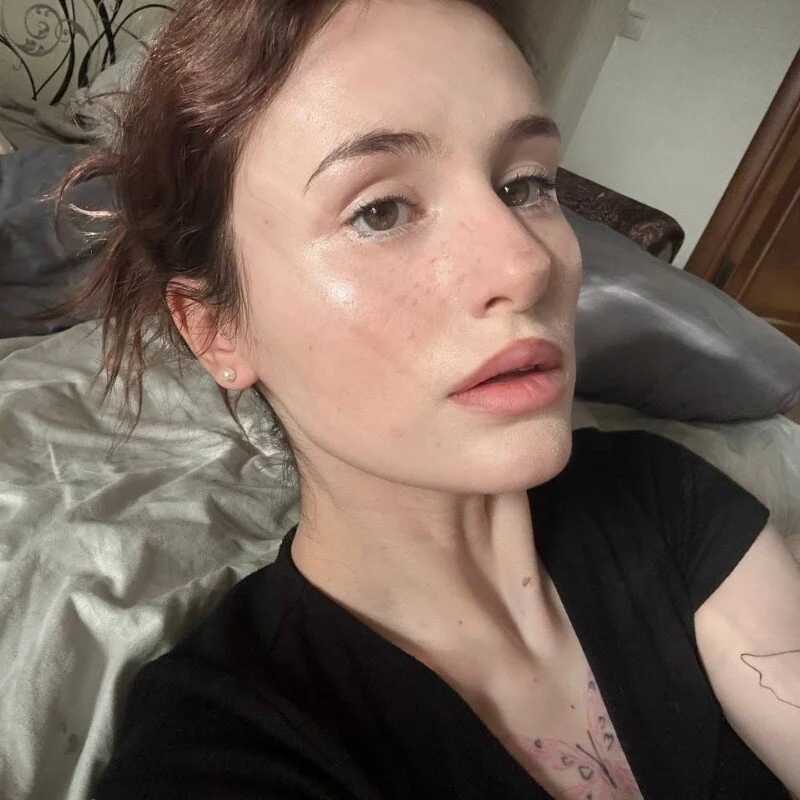 MilaniaElin — FansOnlyX creator profile
