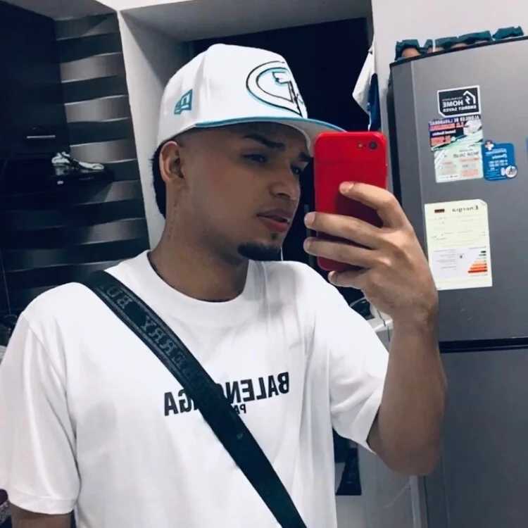 kevinhuv — FansOnlyX creator profile
