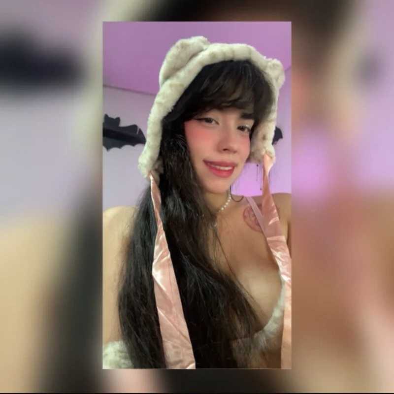 LiLuciana — FansOnlyX creator profile