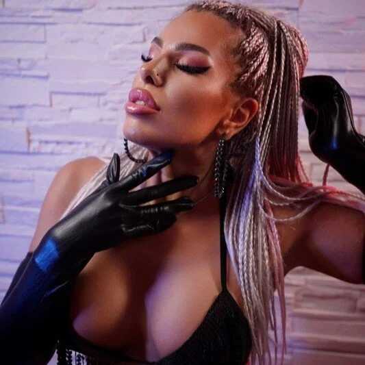 KrissySinsx — FansOnlyX creator profile