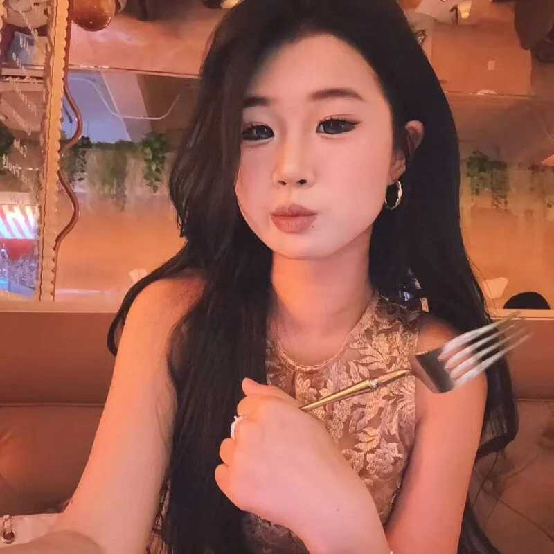 xinrui2008 — FansOnlyX creator profile