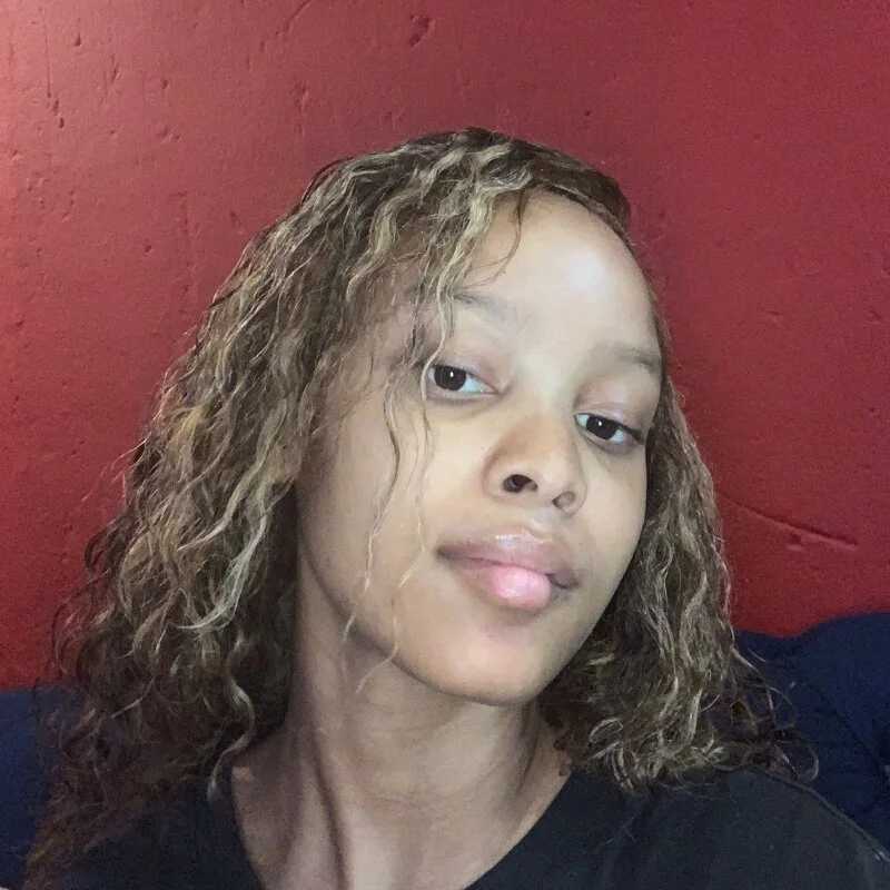 SmallSlut5 — FansOnlyX creator profile