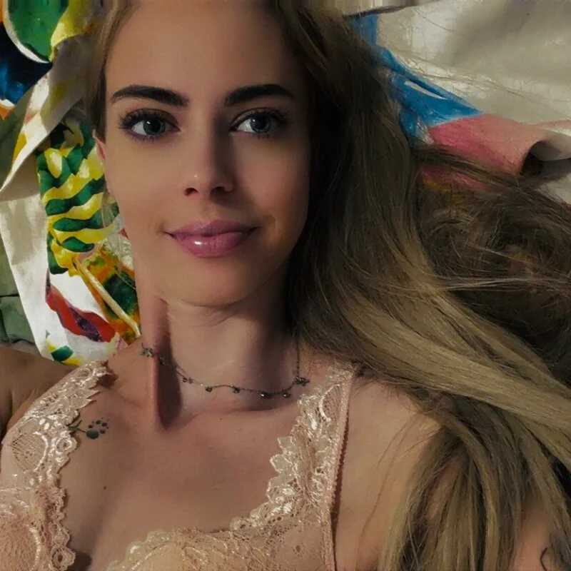 petalederose — FansOnlyX creator profile