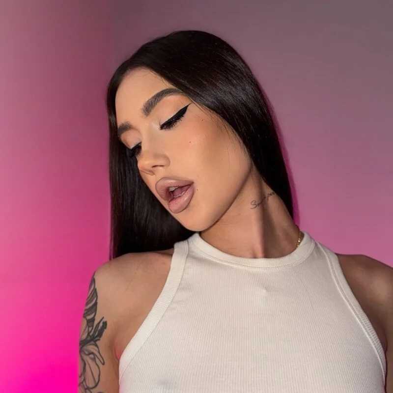 Velina83 — FansOnlyX creator profile