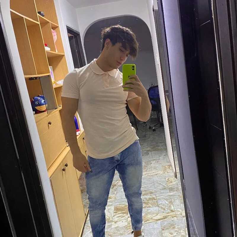 AlexRivera6 — FansOnlyX creator profile