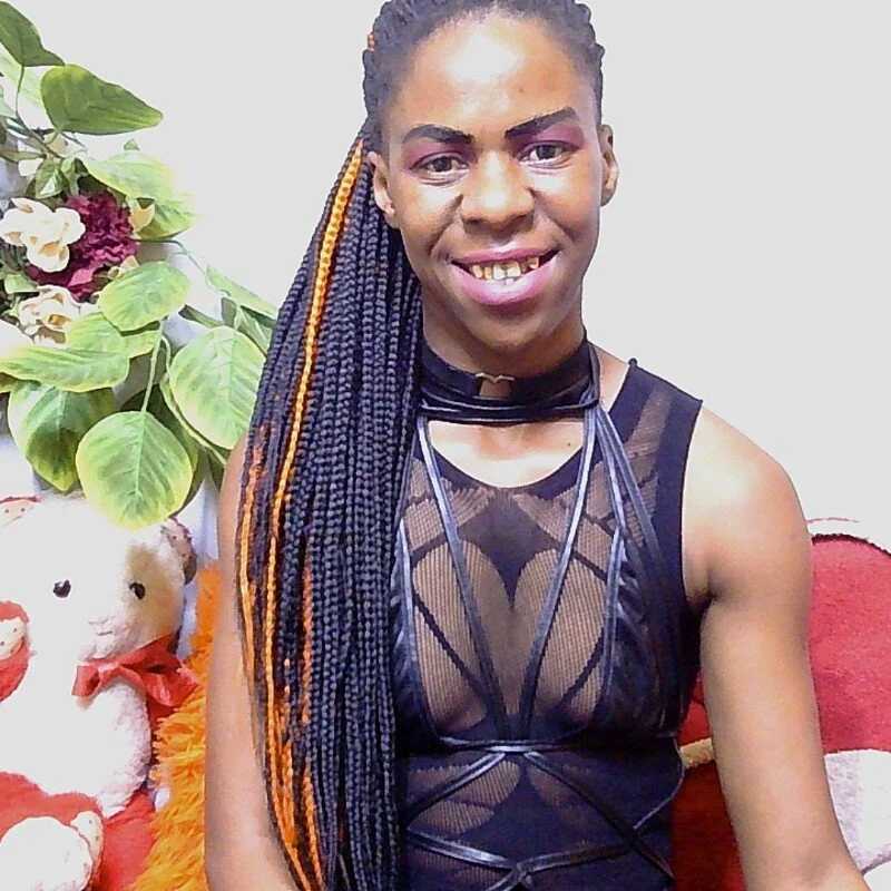 Ebony_sweetpeach — FansOnlyX creator profile