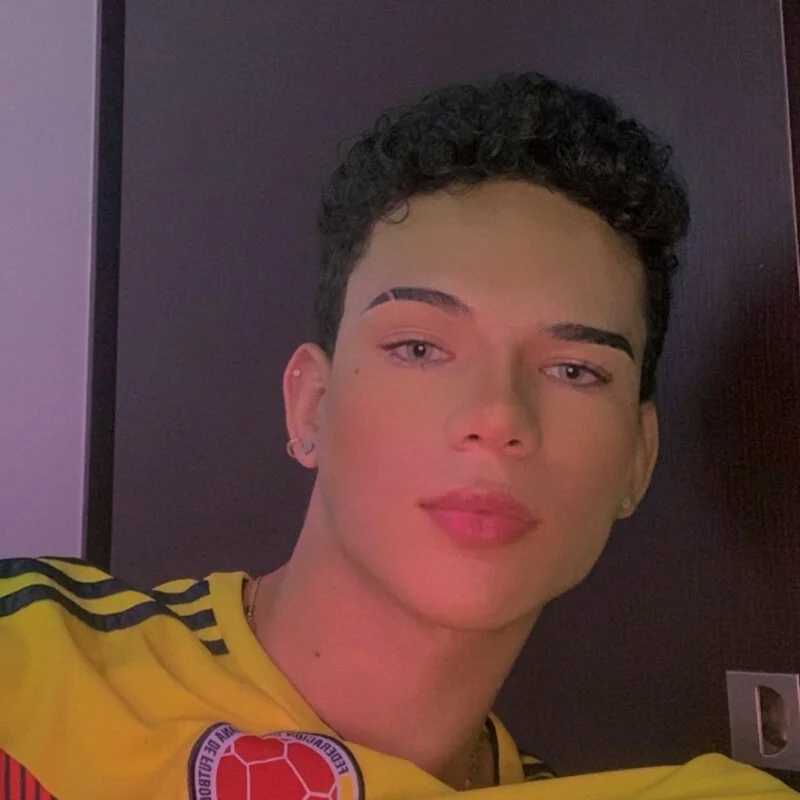 sebascuterouss — FansOnlyX creator profile