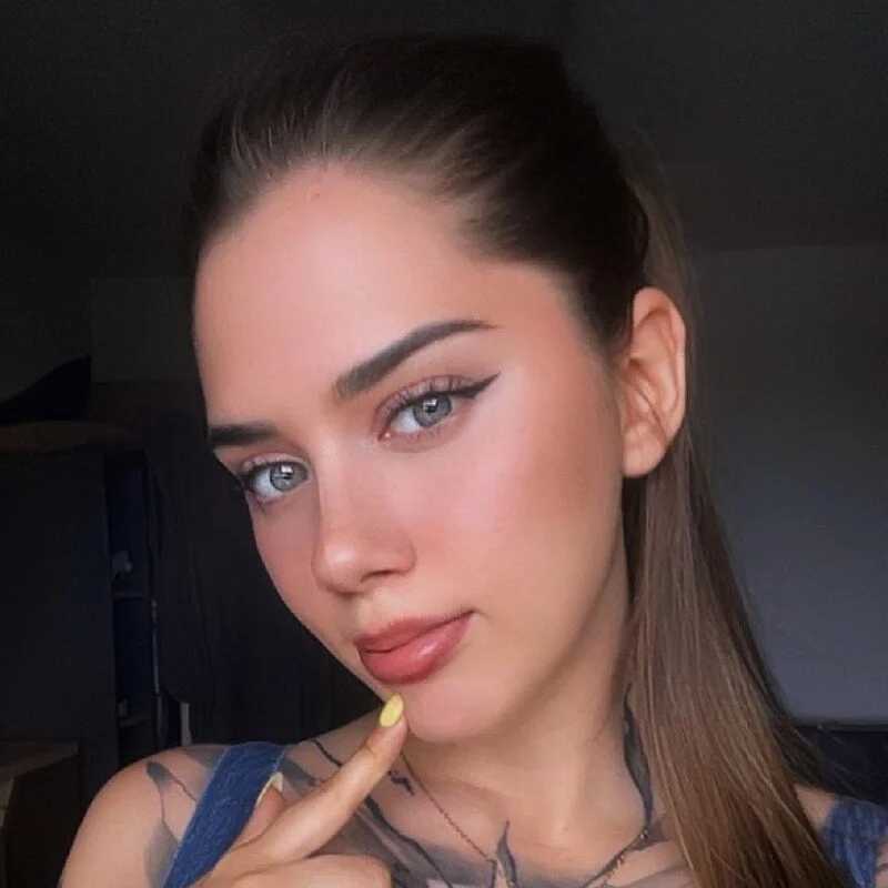 Nora-love — FansOnlyX creator profile