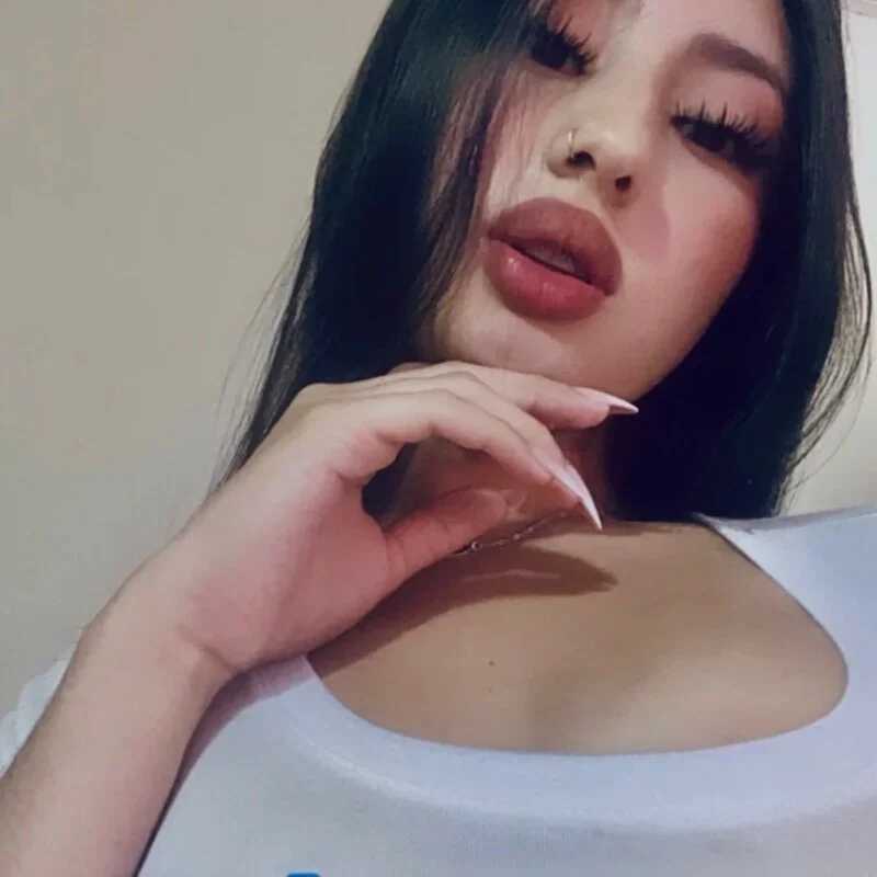 Aitana18_ — FansOnlyX creator profile