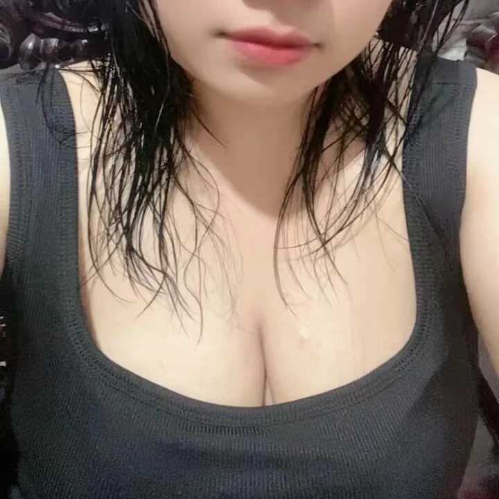 nguoimuavui22 — FansOnlyX creator profile