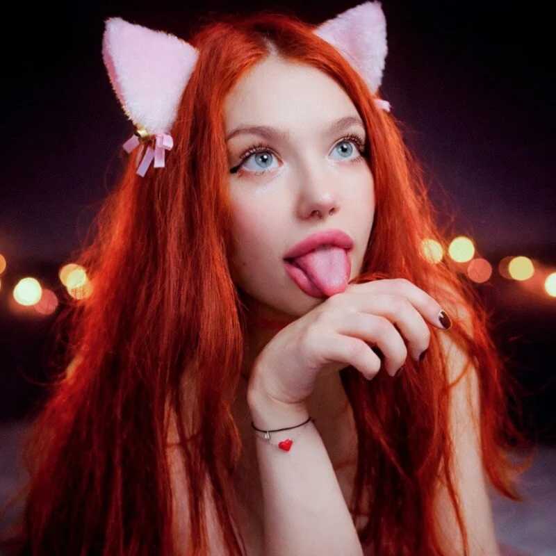 PrettyLilie — FansOnlyX creator profile