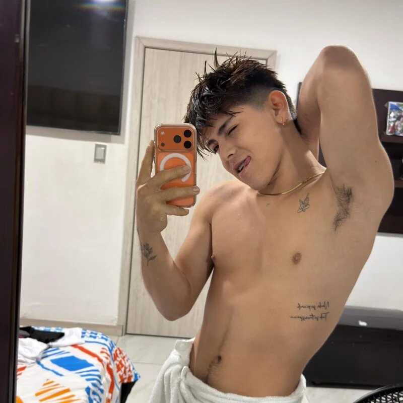 josethariaz25 — FansOnlyX creator profile