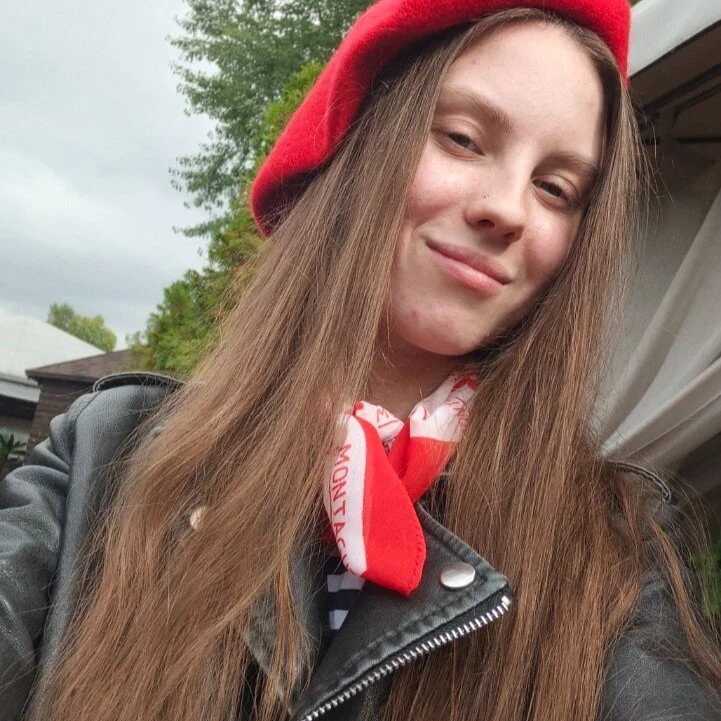 LilaSims — FansOnlyX creator profile