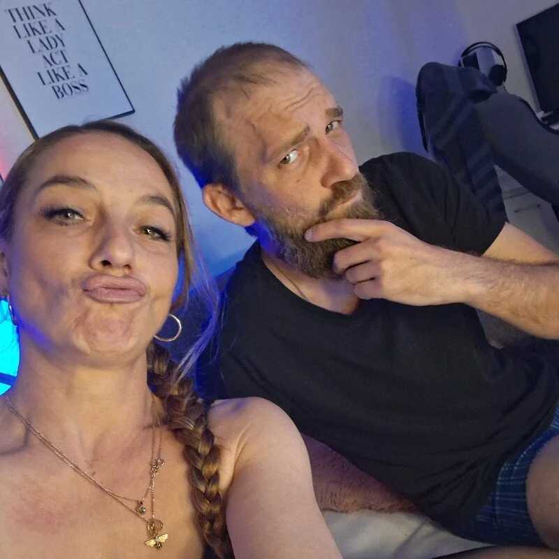 BellaXundXUwe — FansOnlyX creator profile
