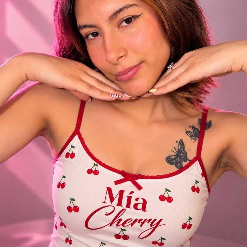 _MiaCherry__ — FansOnlyX creator profile