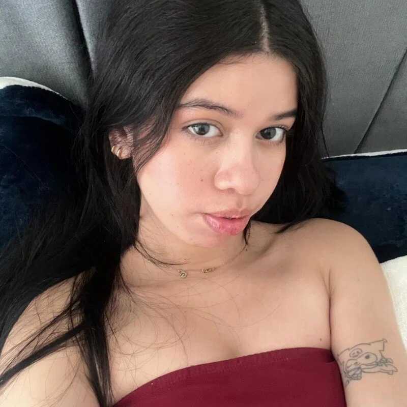 ily_bea — FansOnlyX creator profile