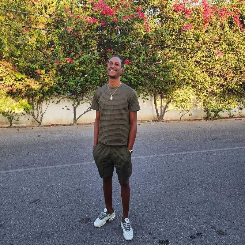 1BBCTALLMAN — FansOnlyX creator profile