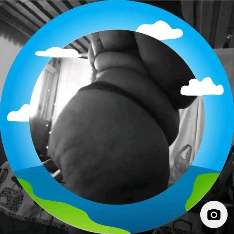 queenxdede — FansOnlyX creator profile