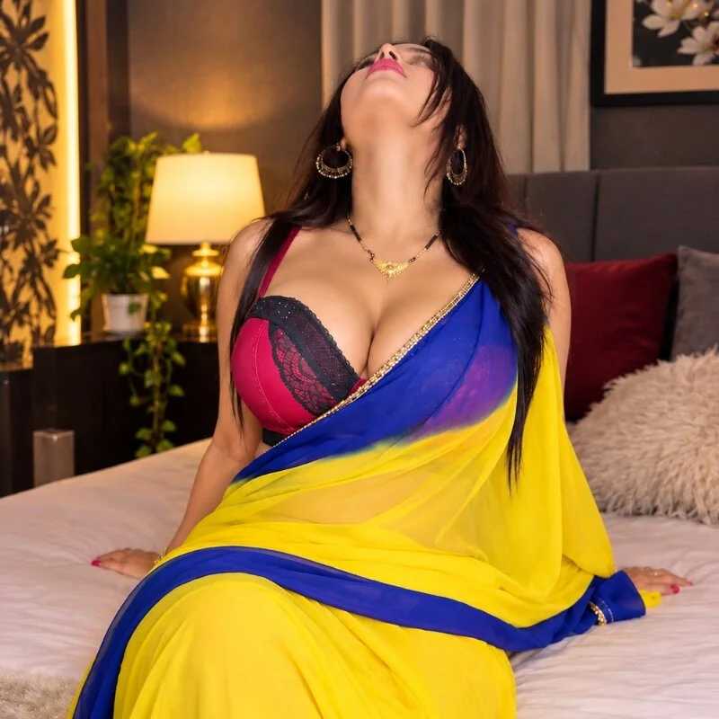 Niharika_model_bhabhi — FansOnlyX creator profile