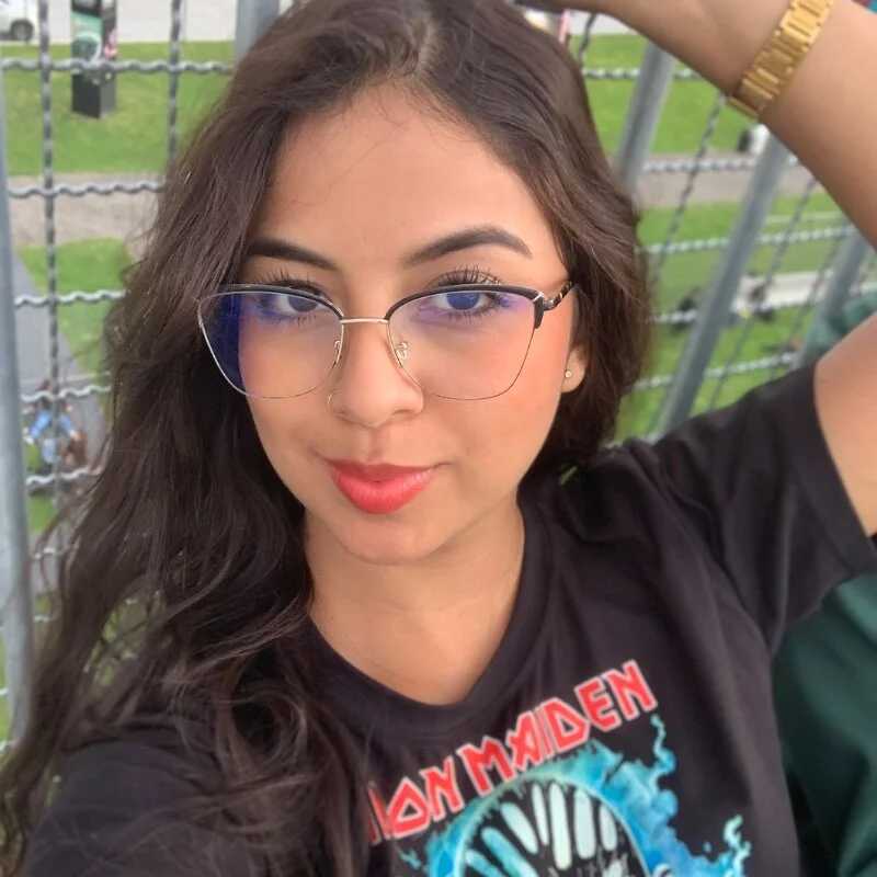 -Juli4 — FansOnlyX creator profile