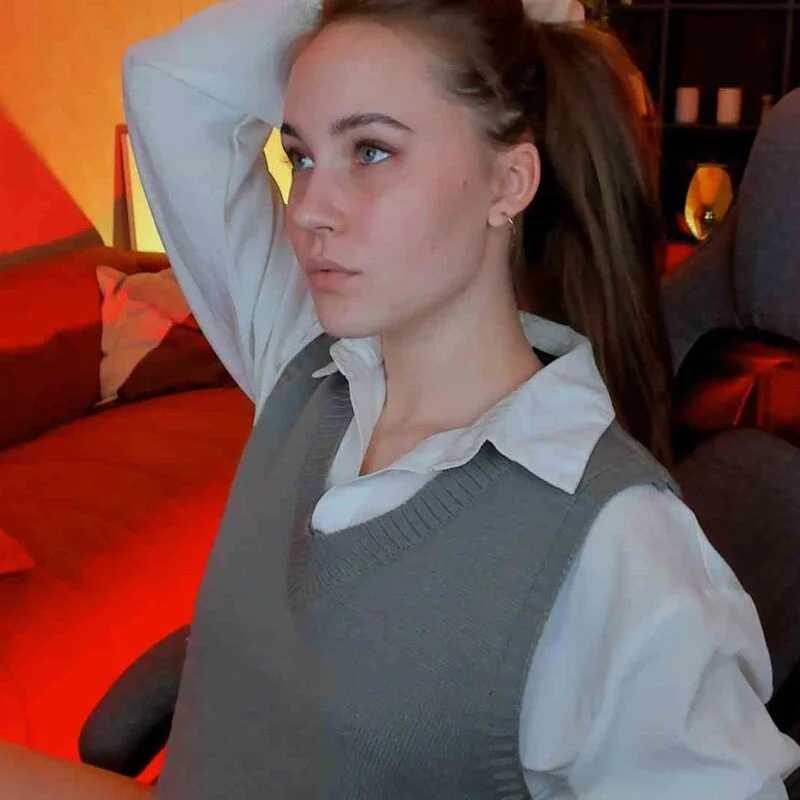 ElinVale — FansOnlyX creator profile