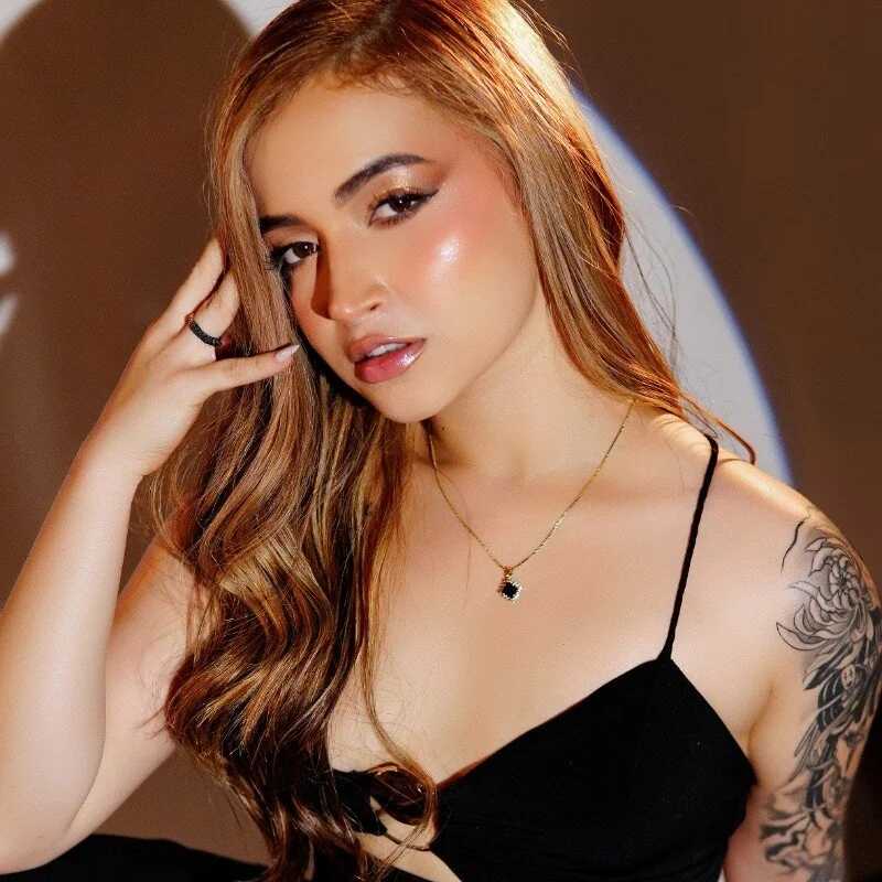 JessicaElowin — FansOnlyX creator profile