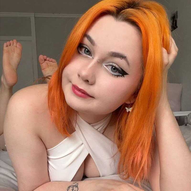 MeganScarlet — FansOnlyX creator profile