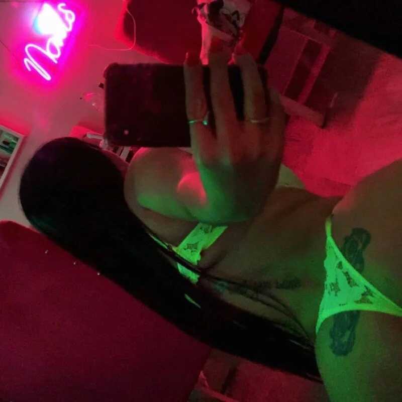 _tuzorritacurvy33 — FansOnlyX creator profile