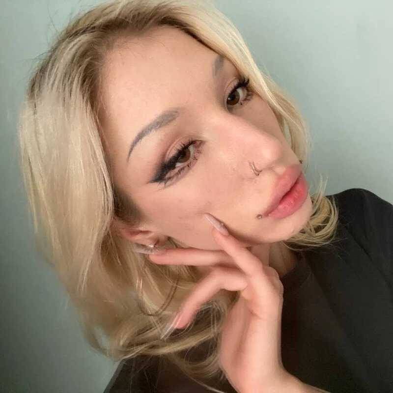 SallyCha — FansOnlyX creator profile