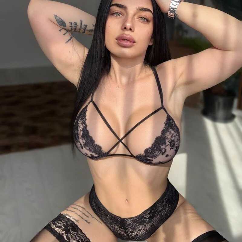 issabellaa04 — FansOnlyX creator profile