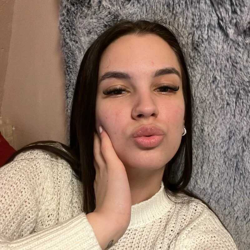 MooningKatee — FansOnlyX creator profile