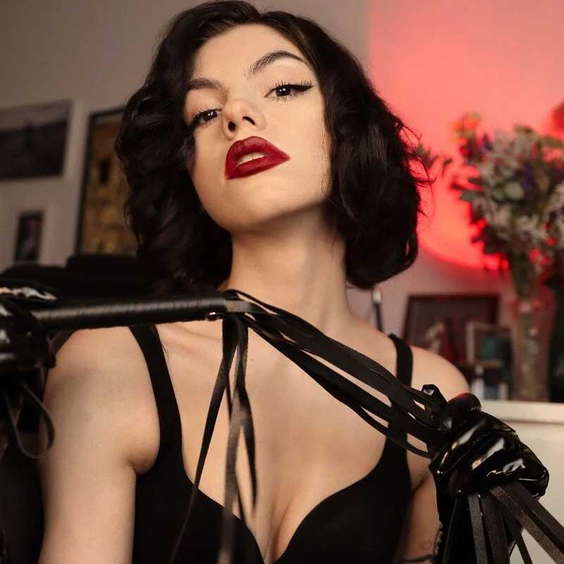 mistress__rochelle — FansOnlyX creator profile