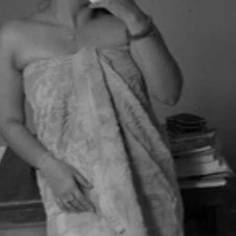 Hot_Niya2 — FansOnlyX creator profile