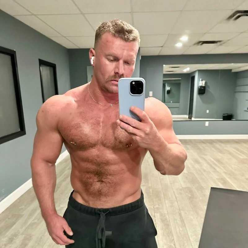 Aaronmason282 — FansOnlyX creator profile