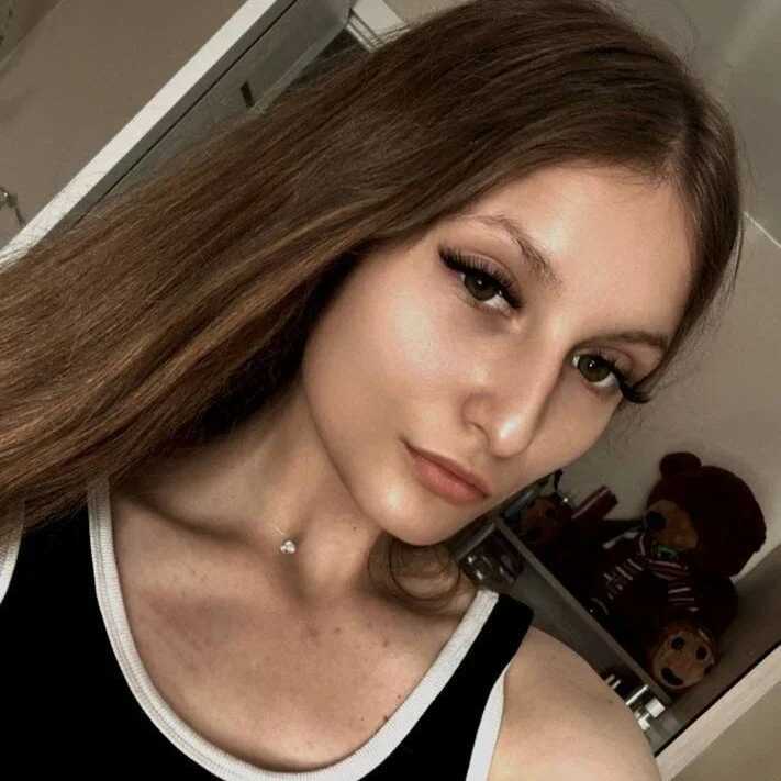 ErinnReburn — FansOnlyX creator profile