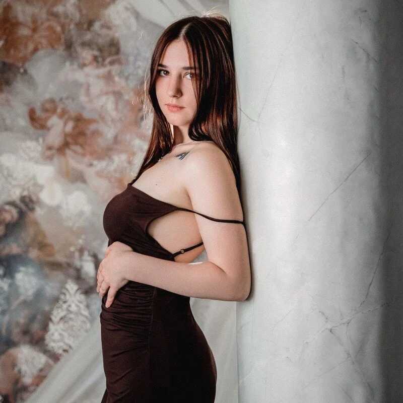 Maya_Wtinter — FansOnlyX creator profile