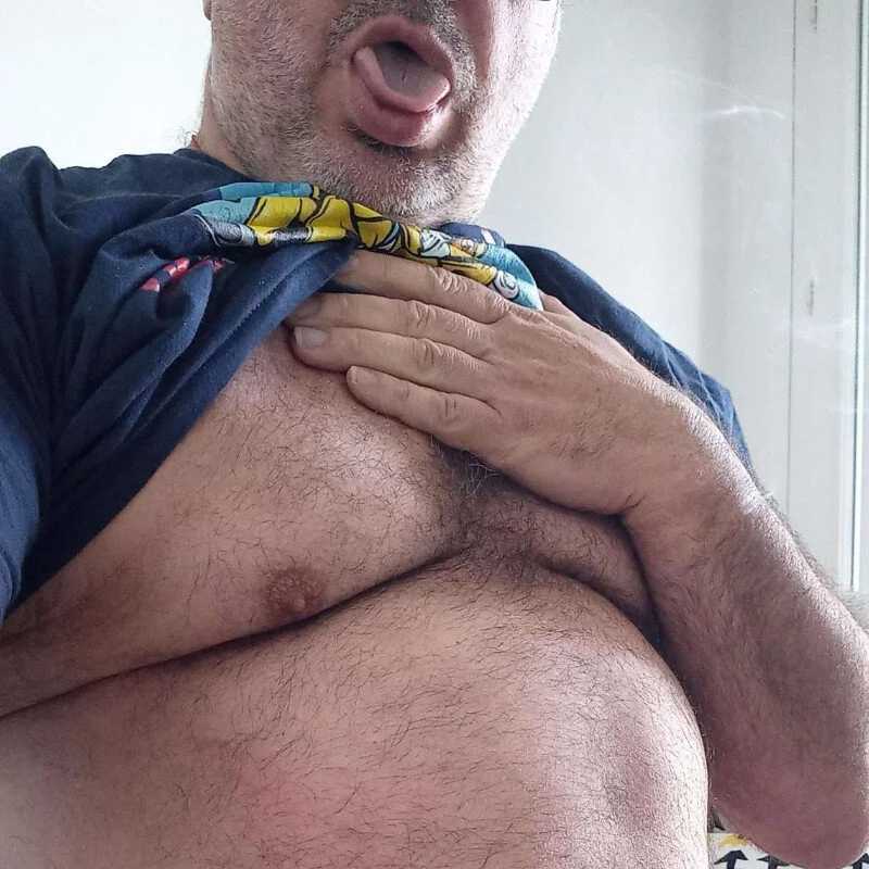 DadBearBi — FansOnlyX creator profile