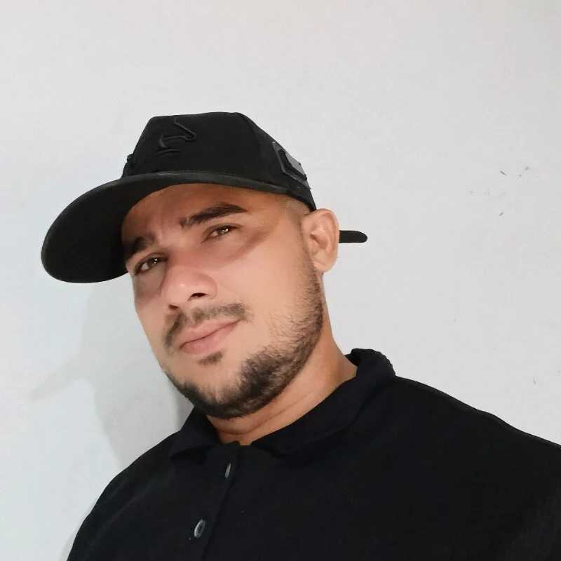 hot_cachondoo — FansOnlyX creator profile